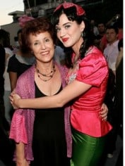 Katy and her mum. Not sure if this is pre or post facelift...