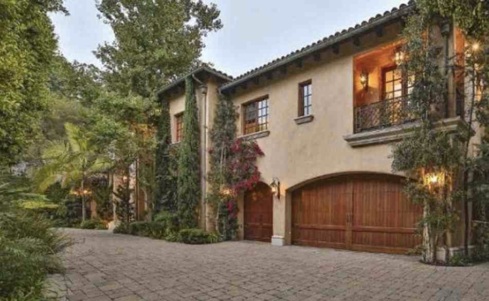 Sofia Vergara just bought an incredible new house. See the photos.