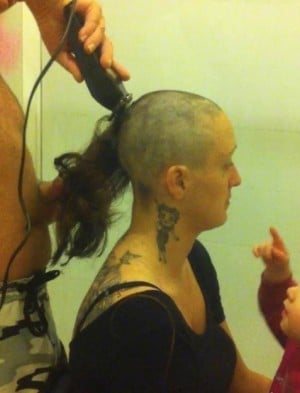 Elle's cancer battle was documented.