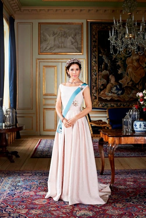 crown princess mary