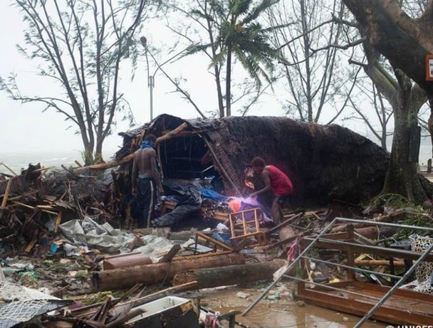 Vanuatu cyclone 1 lead resize