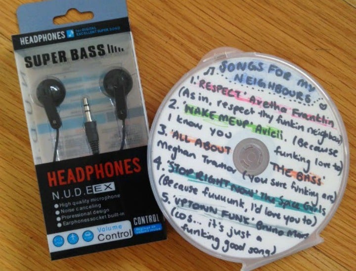 lucy_noisy_neighbours_gifts_resize