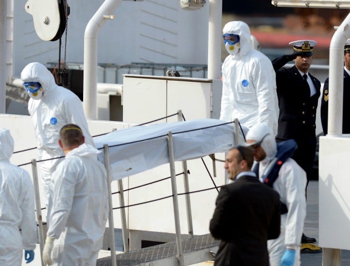 asylum seeker boat sinks