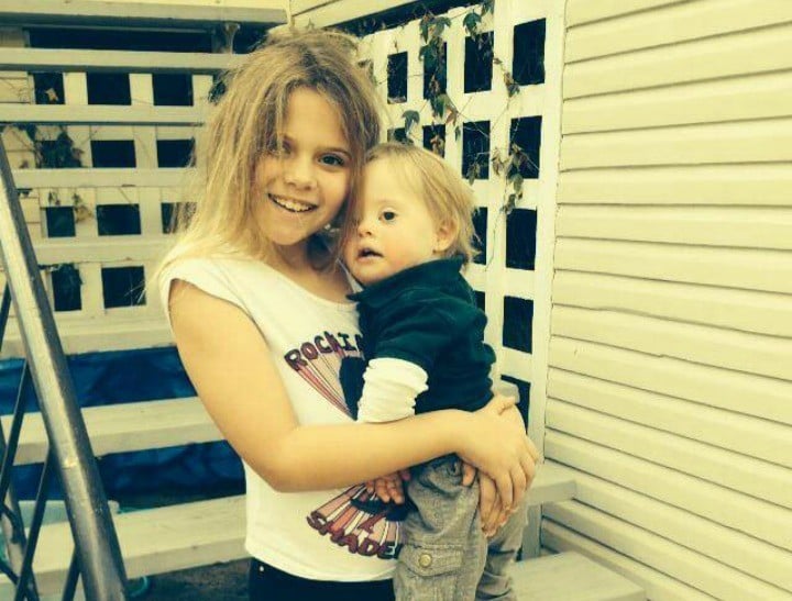 Parker and big sister feature