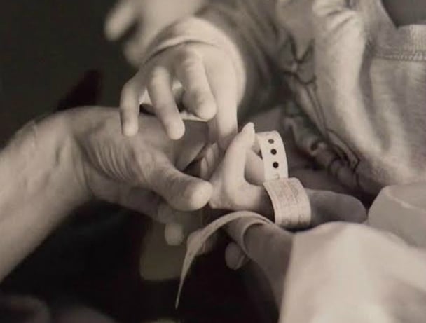 baby hands feature