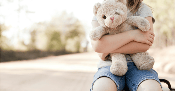 littlegirlhuggingteddyabusedFB