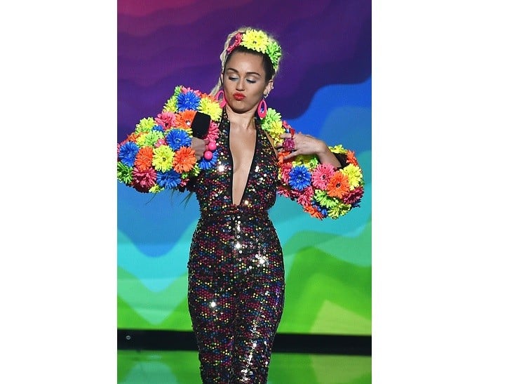 onstage during the 2015 MTV Video Music Awards at Microsoft Theater on August 30, 2015 in Los Angeles, California.