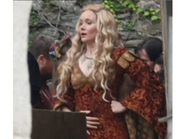essie davis