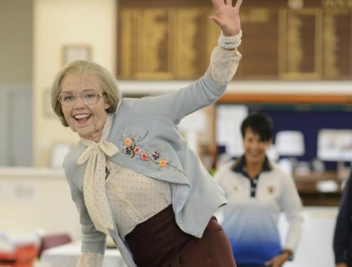 sam frost bowling