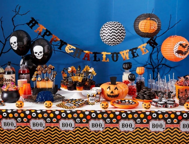 How to throw a kids Halloween party - easily.