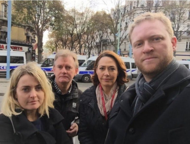 Lisa Millar wears same coat in Paris.