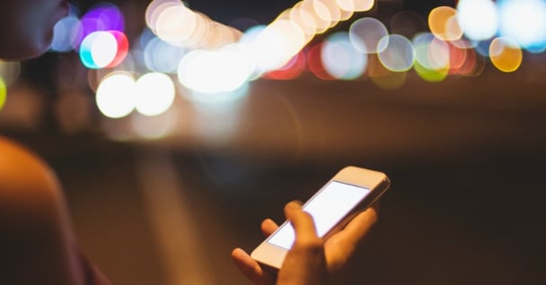 phone-social-media