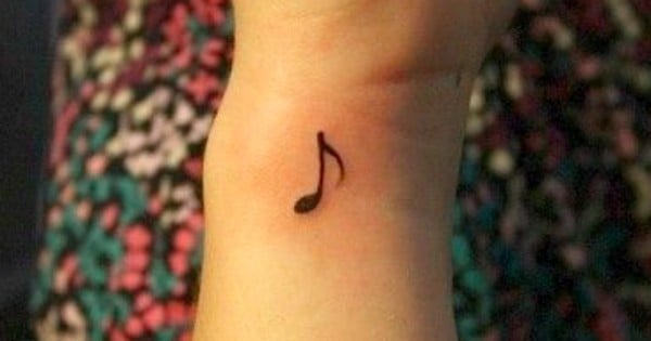 34 Tiny Tattoos For People Who Want Elegant Ink Mamamia