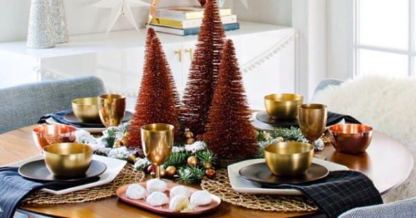 Perfect Christmas table setting