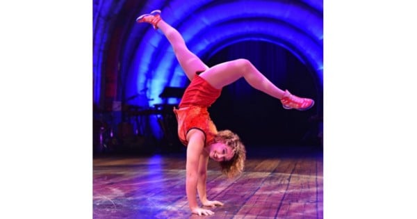 SpenserHandStandFeatFB