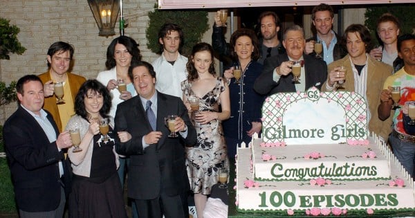 The cast of Gilmore Girls celebrates 100 episodes