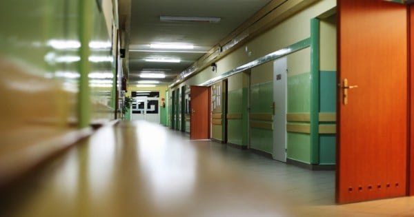 hallway 1.jpg