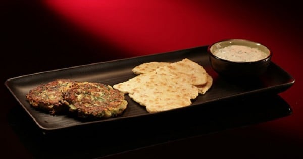 ep12_entree_herb_zucchini_fritters_with_fennel_flat_bread_and_yoghurt_sauce_1bcik8g-1bcik8j