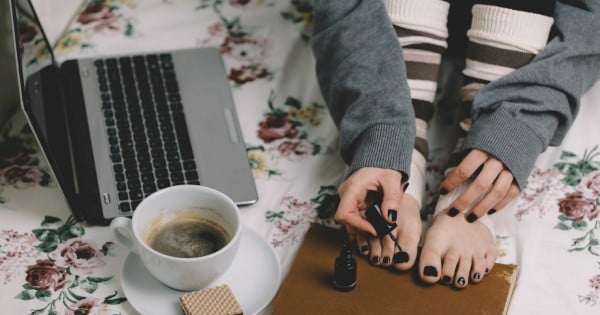 Netflix Painting Nails feat fb istock