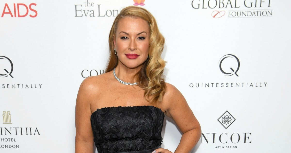 Singer Anastacia Reveals Mastectomy Scars For First Time In Photo Shoot