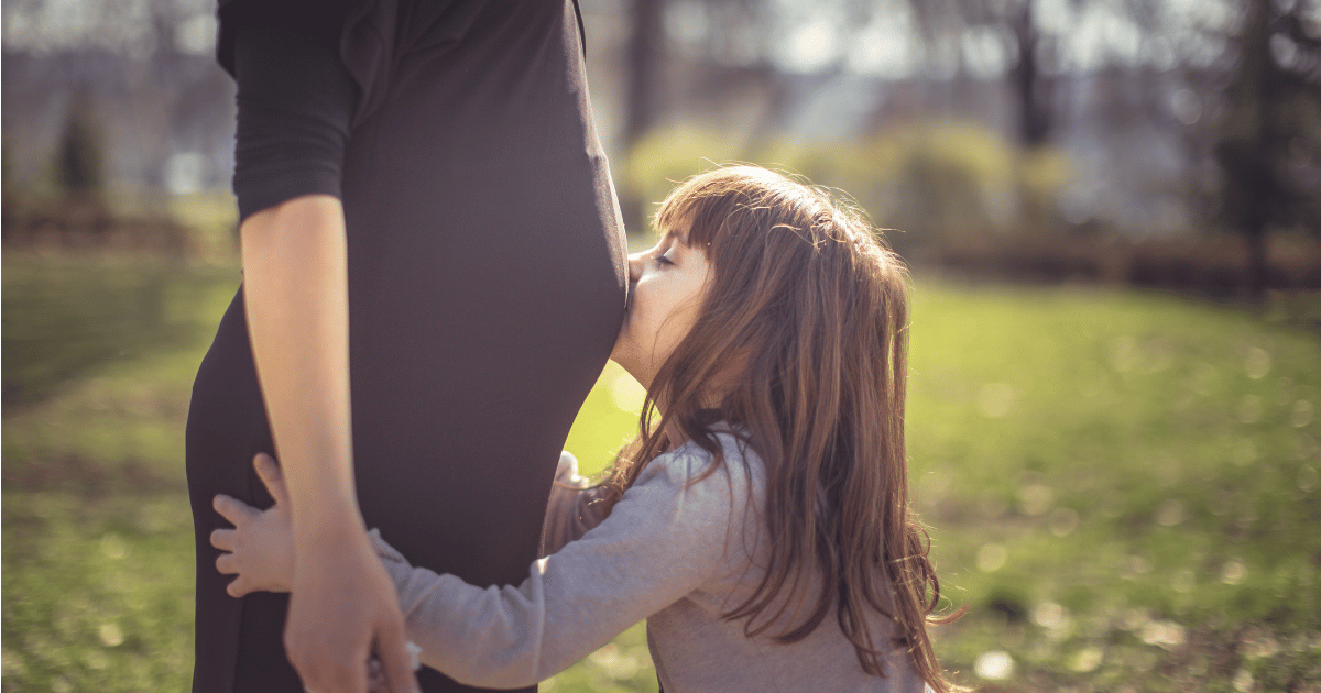 can-age-affect-fertility-we-ask-an-expert-about-how-and-to-what-extent