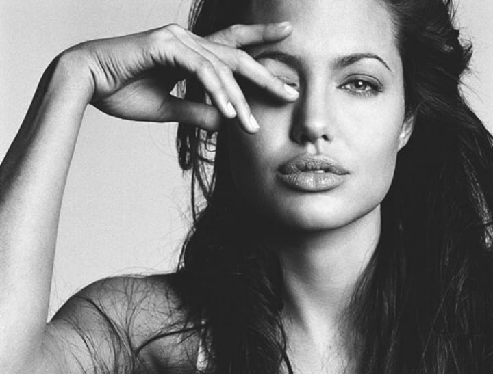 Angelina jolie age 40