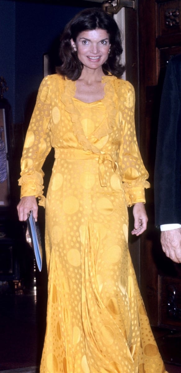 21 Style Lessons We Learned From Jackie Onassis