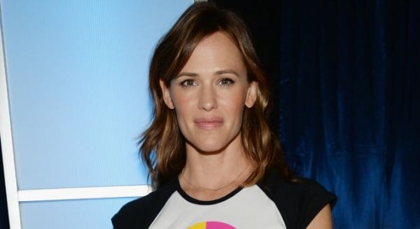 Jennifer Garner Rocks New Chic Bob Haircut