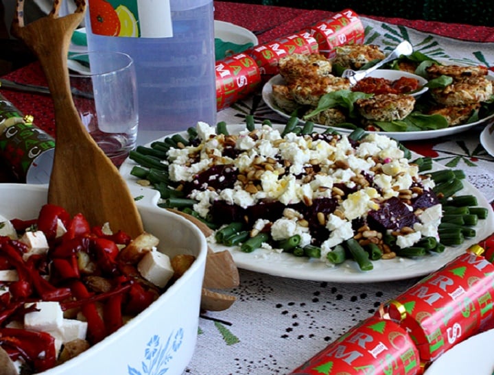 The essential elements of an Aussie Christmas lunch.