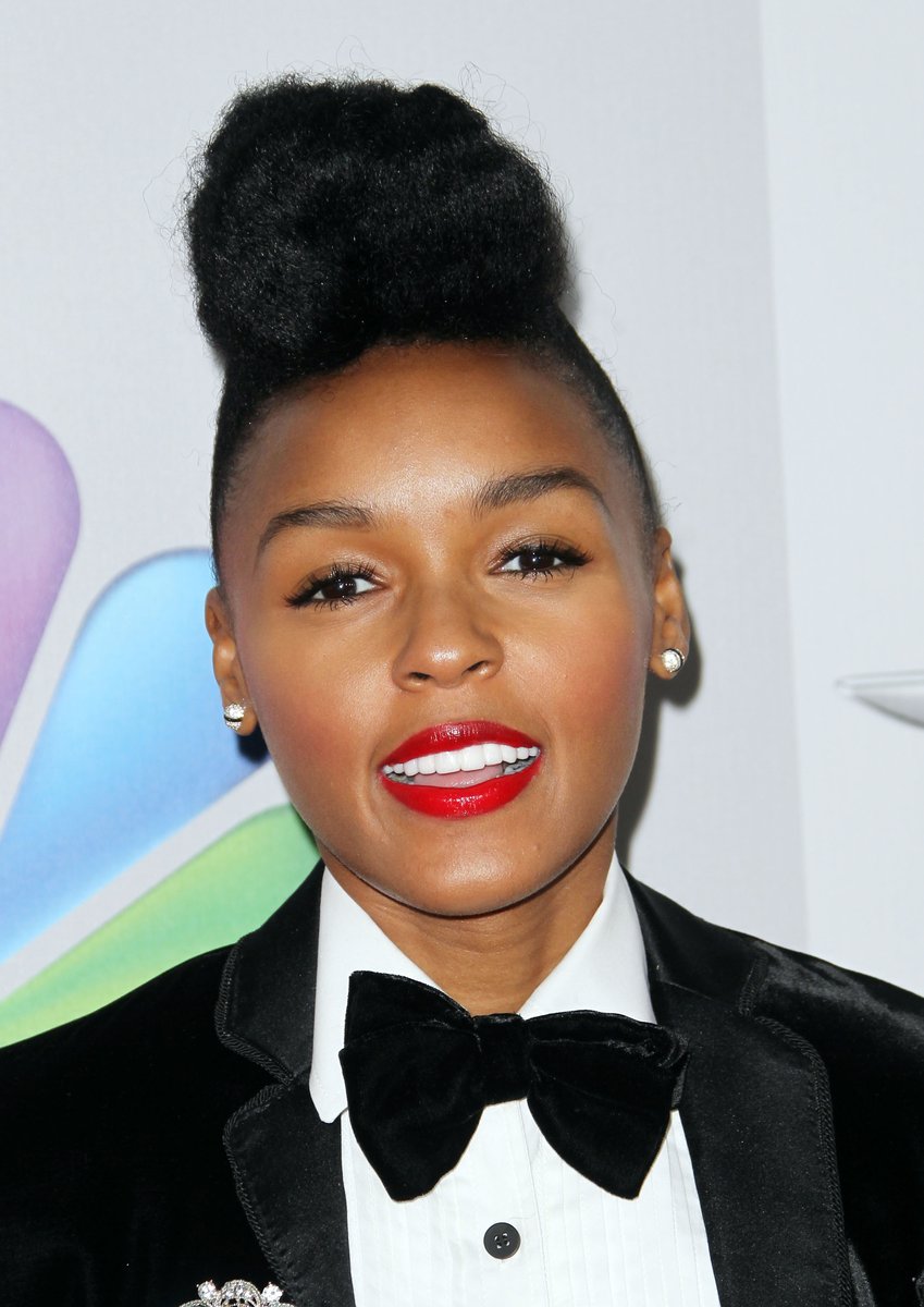 The undercut hairstyle is making a comeback among women.