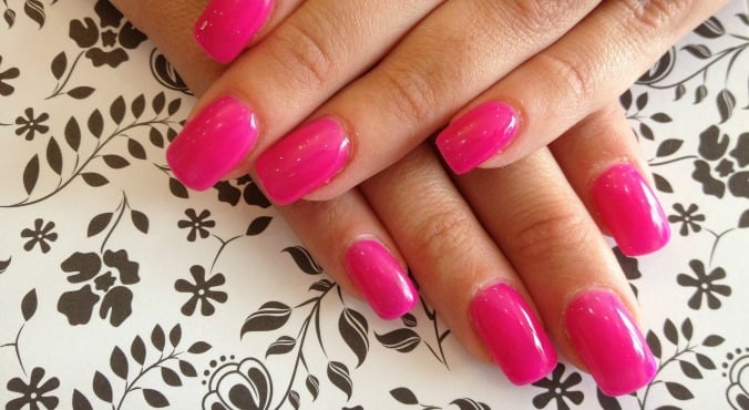 Acrylic vs gel vs shellac nails - Australian Beauty School