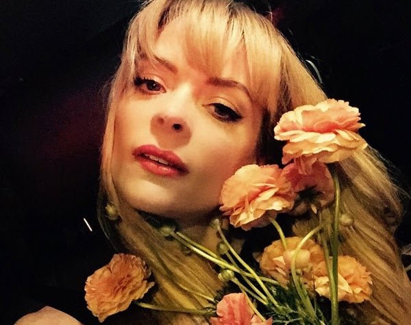 Jaime King Posted Near Nude Photos Of Her Pregnant Body On Instagram 