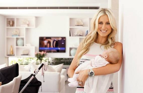 Roxy Jacenko instagram photo reveals her maternity wardrobe.. iVillage