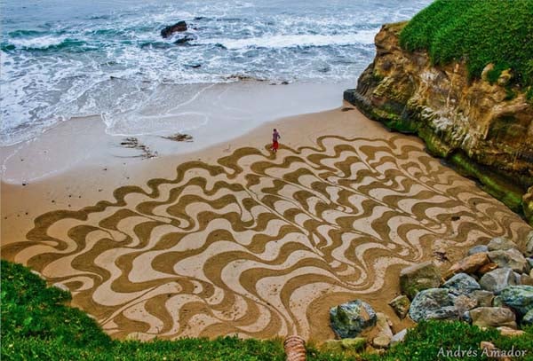 Andres Amador beach art