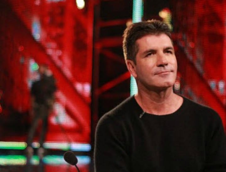 Simon Cowell's mum has passed away at the age of 89.