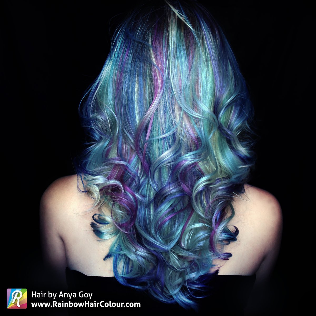 Neon UV Glow in the dark hair by Anya Goy 