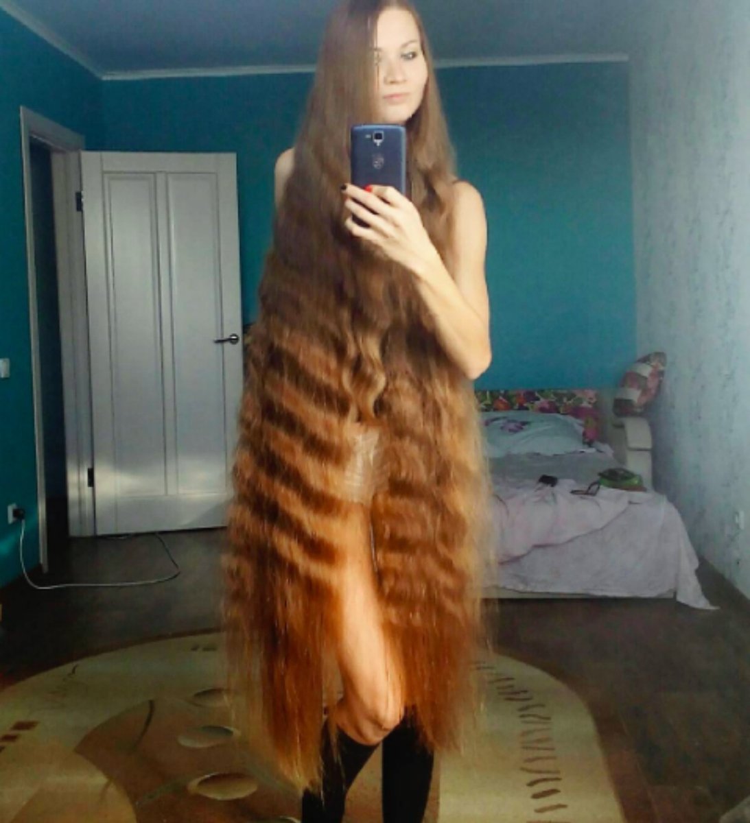 People Cant Get Over This Real Life Rapunzel