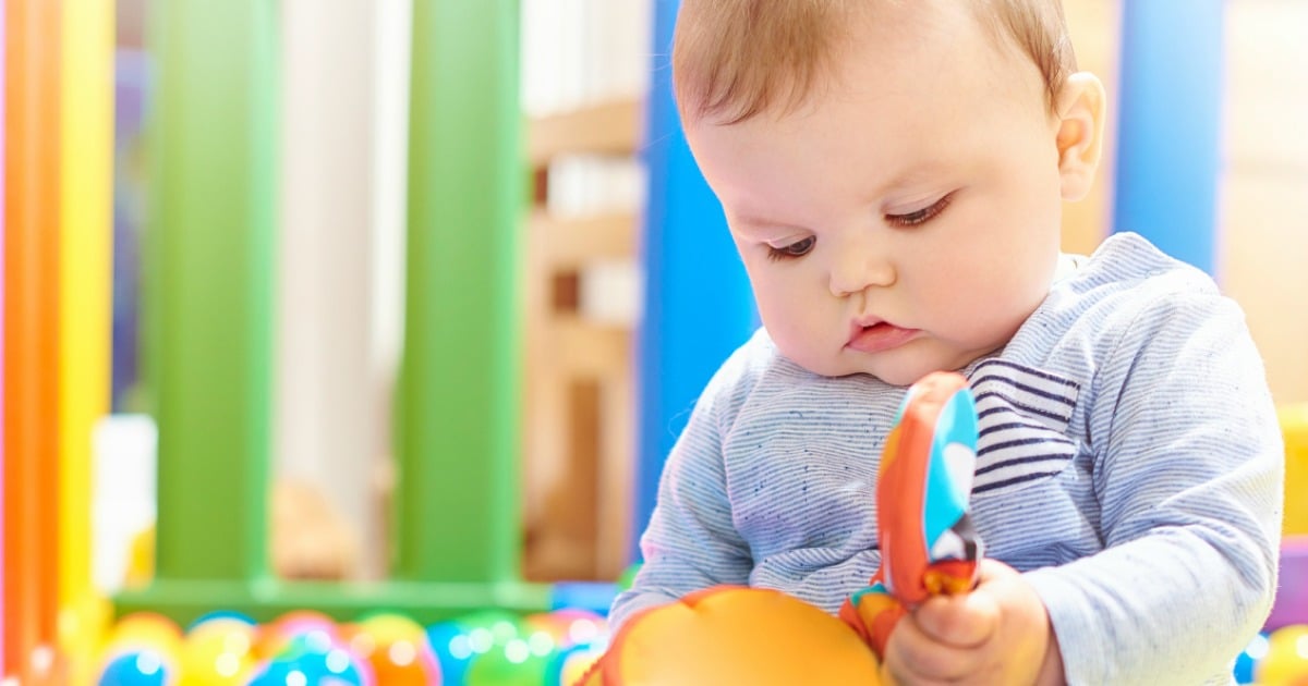 Expert advice: let babies sit themselves up.