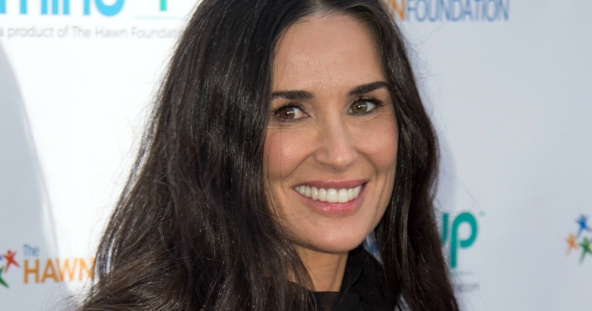 Demi Moore's grey hair is a refreshing sight.