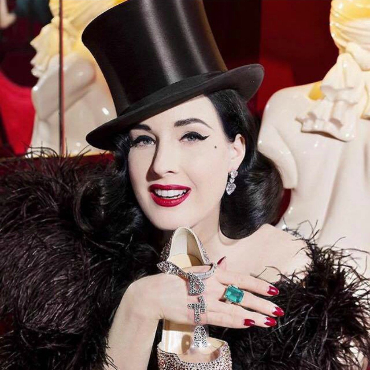 Dita Von Teese Burlesque Outfits