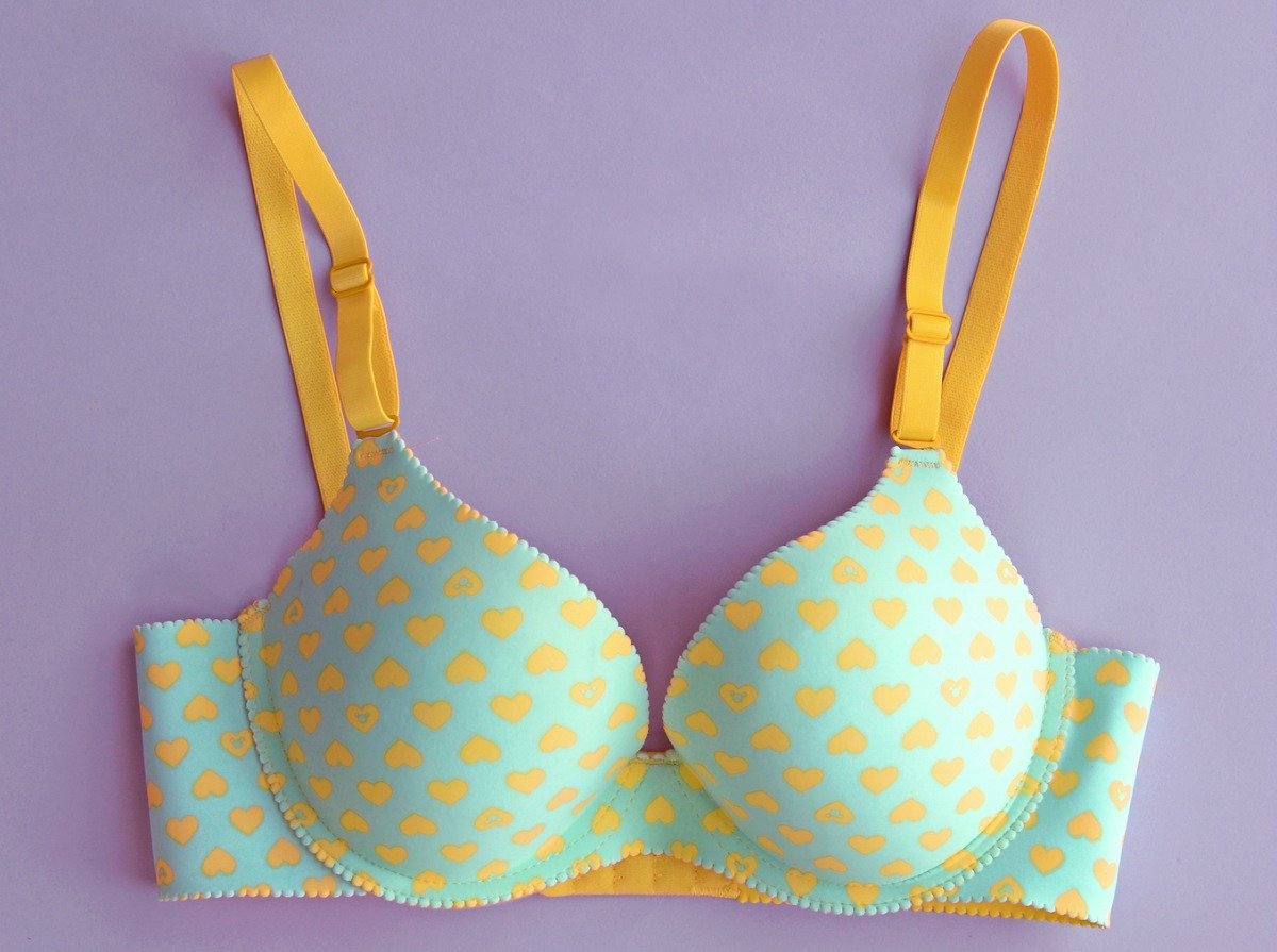 Nine tips for finding a bra that fits, from a bra specialist.