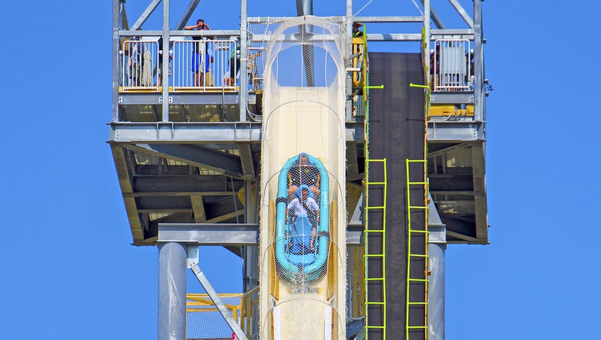 Airborne rafts and faulty safety straps: terrifying news