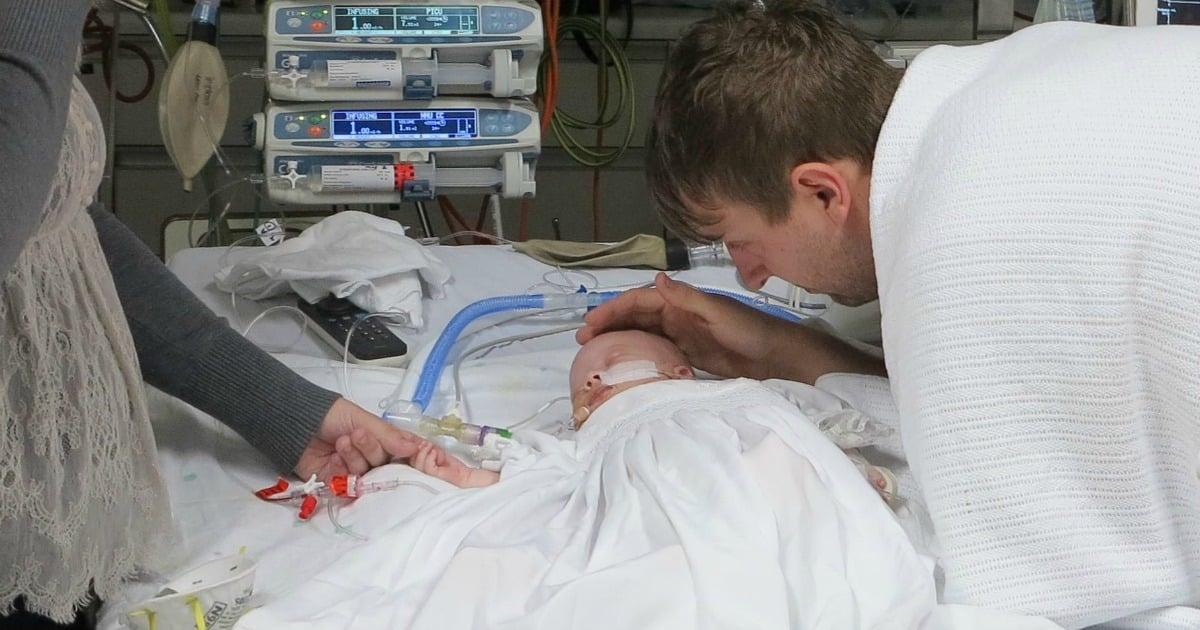 perth couple lost baby to whooping cough