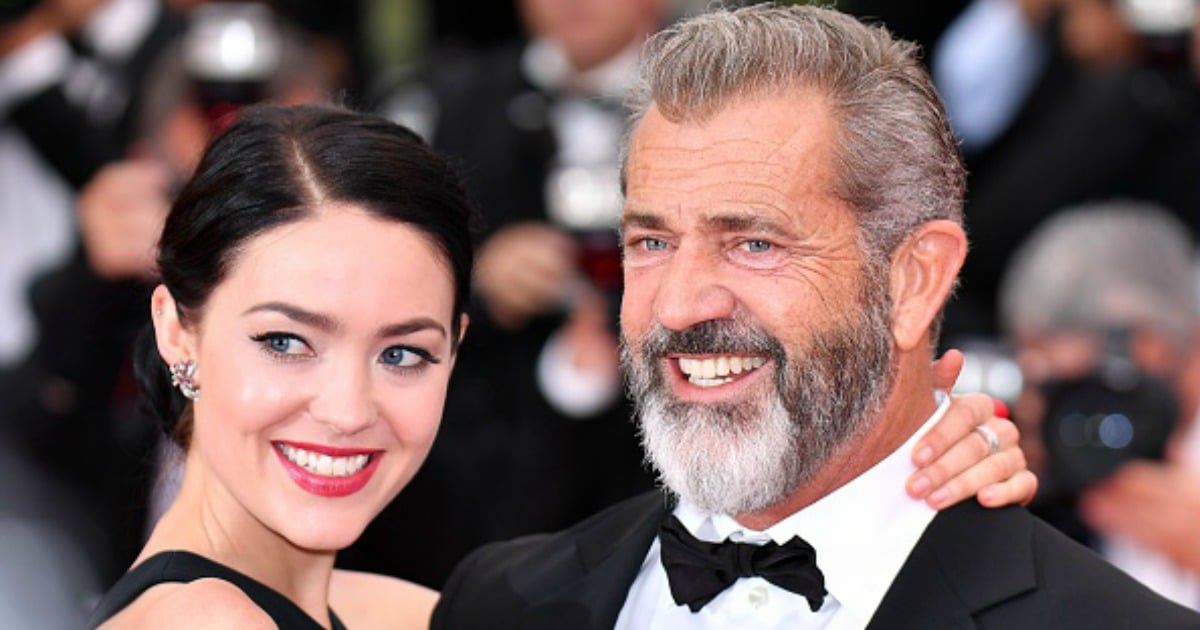 Mel Gibson expecting child with girlfriend, Rosalind Ross.