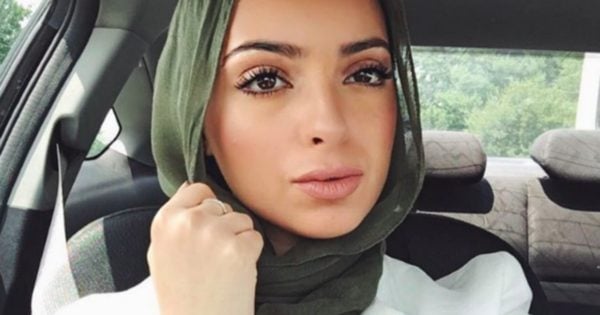 Playboy Woman Wears Hijab, Sparks Internet-Wide Debate-3117