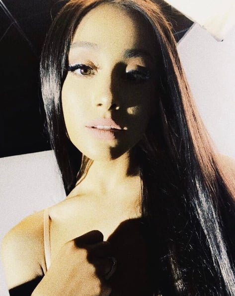 So, Ariana Grande has a real-life twin. Except, they're not related.