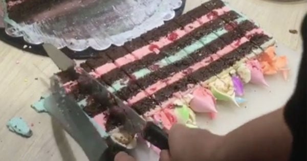 cake cutting hack