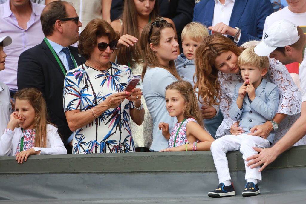 Federer's two sets of twins are the real stars of Wimbledon final.