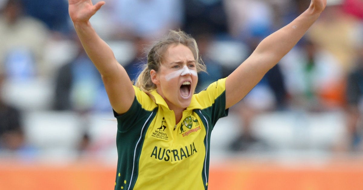 Female cricket players receive pay rise in landmark sporting deal.