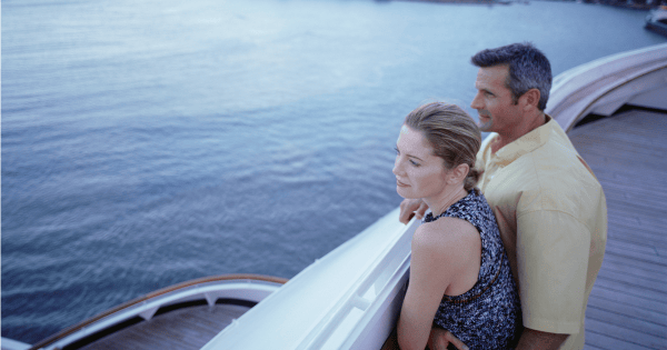 cruise-ship-couple-inline